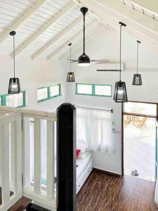 Вілла Sea Kecil Tiny House Near Jetty Of Kuala Besut Kampong Nail Екстер'єр фото